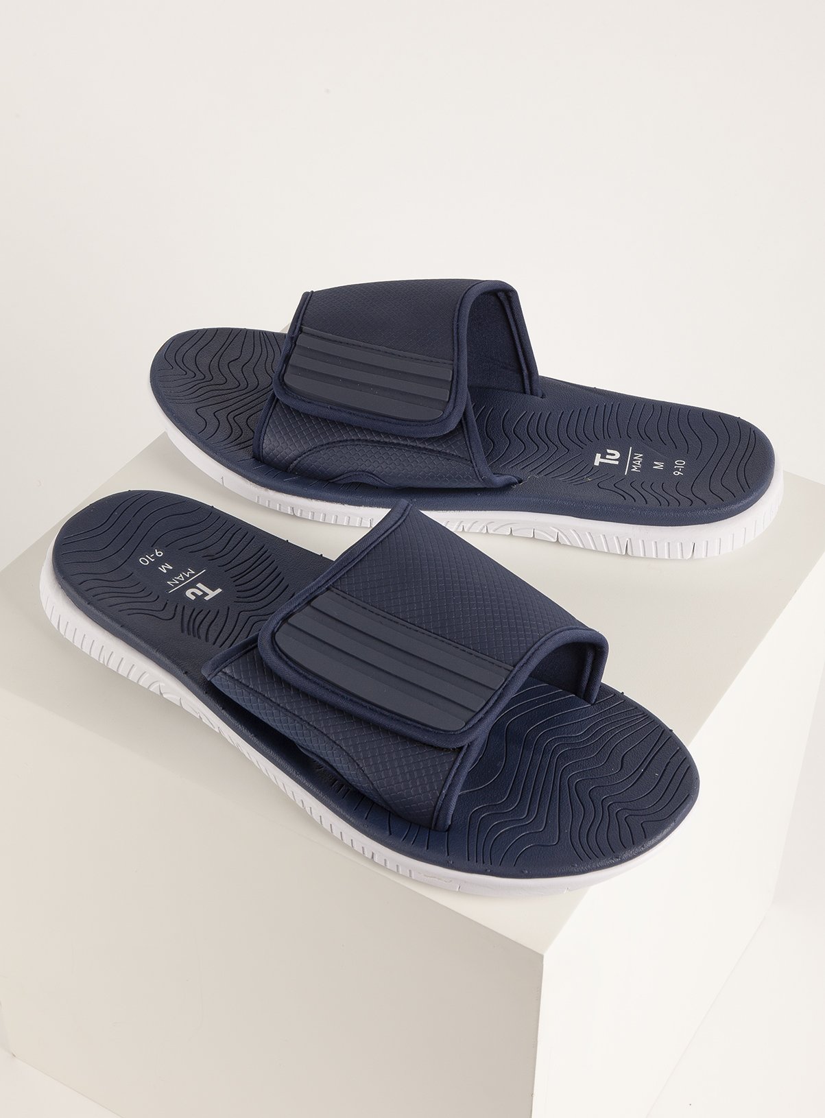 adjustable sliders mens